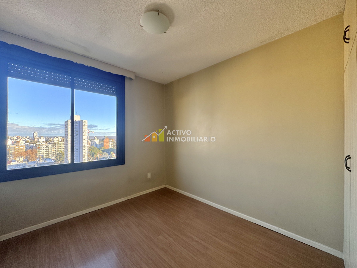 Apartamento ID.424 - Alquiler apartamento 3 dormitorios + garaje Doble- Pocitos