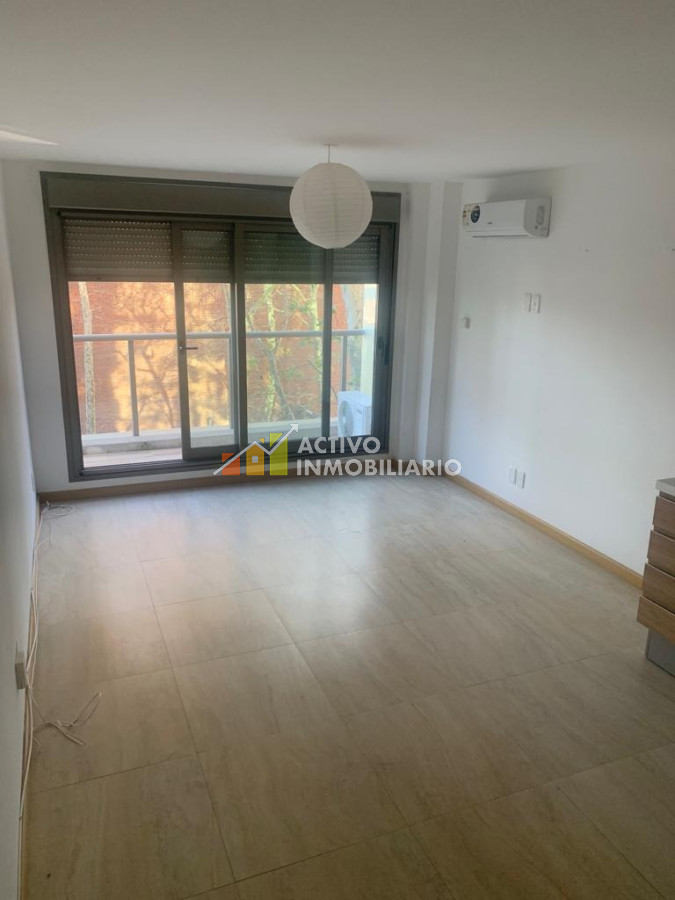 Apartamento ID.22 - Alquiler Anual Excelente Monoambiente Con Balcon !