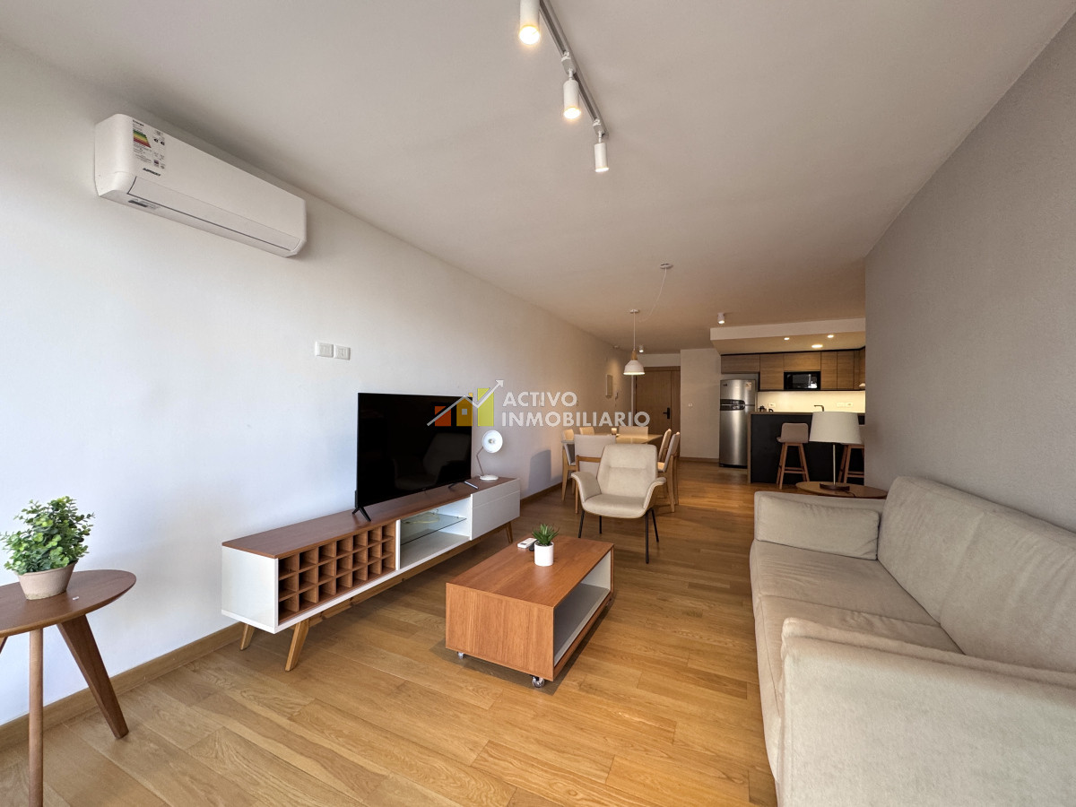 Apartamento ID.387 - Alquiler amoblado 1 dormitorio con balcón y garaje 