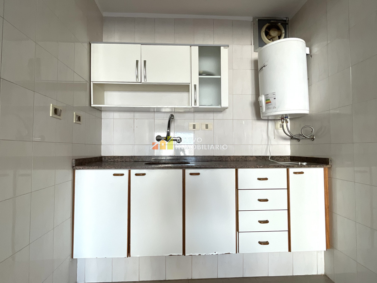 Apartamento ID.444 - Alquiler Monoambiente con Balcón - Punta Carretas 