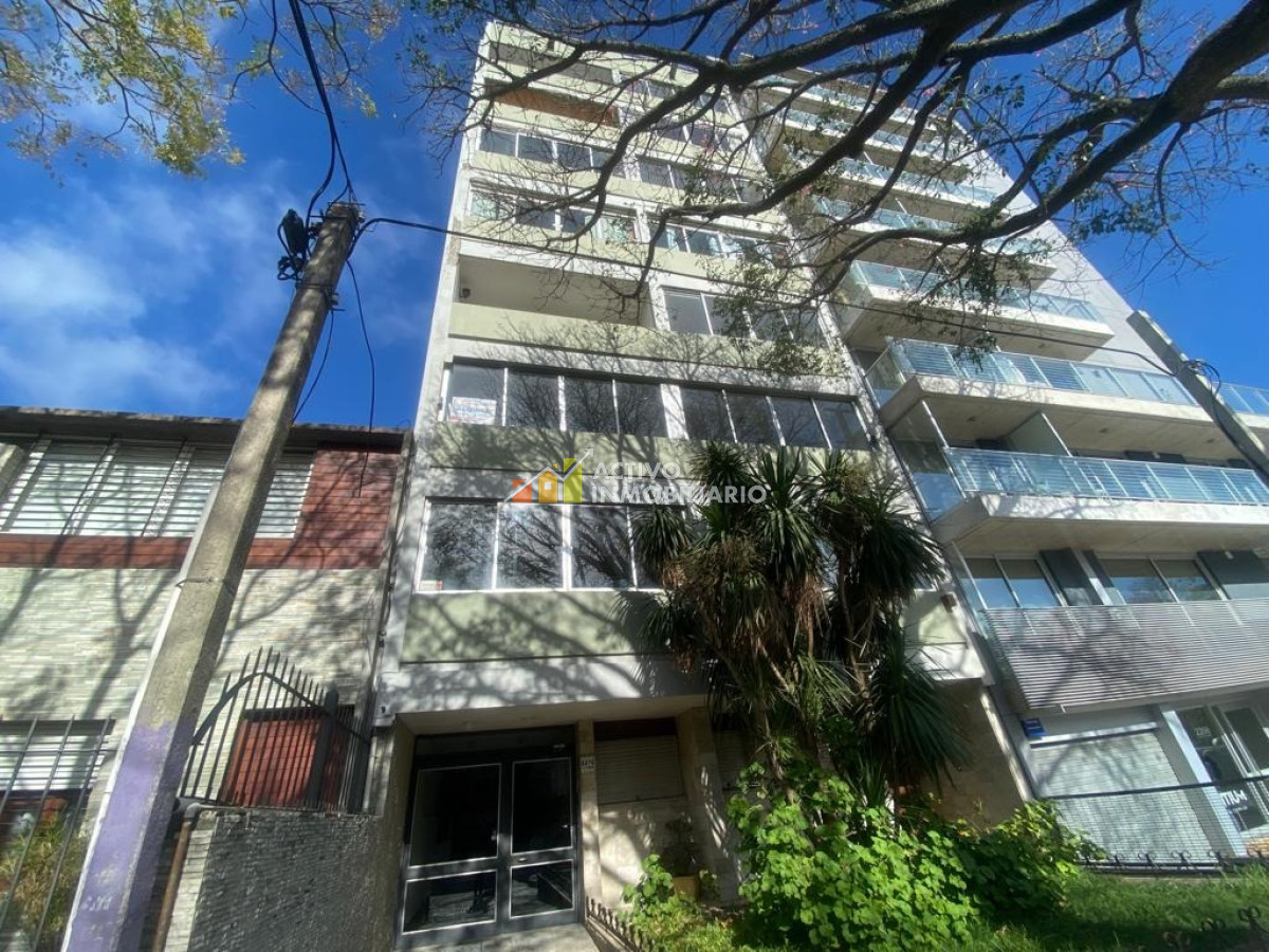 Apartamento ID.31 - Excelente Y Luminoso !! 2 Dormitorios+2 Baños +cochera
