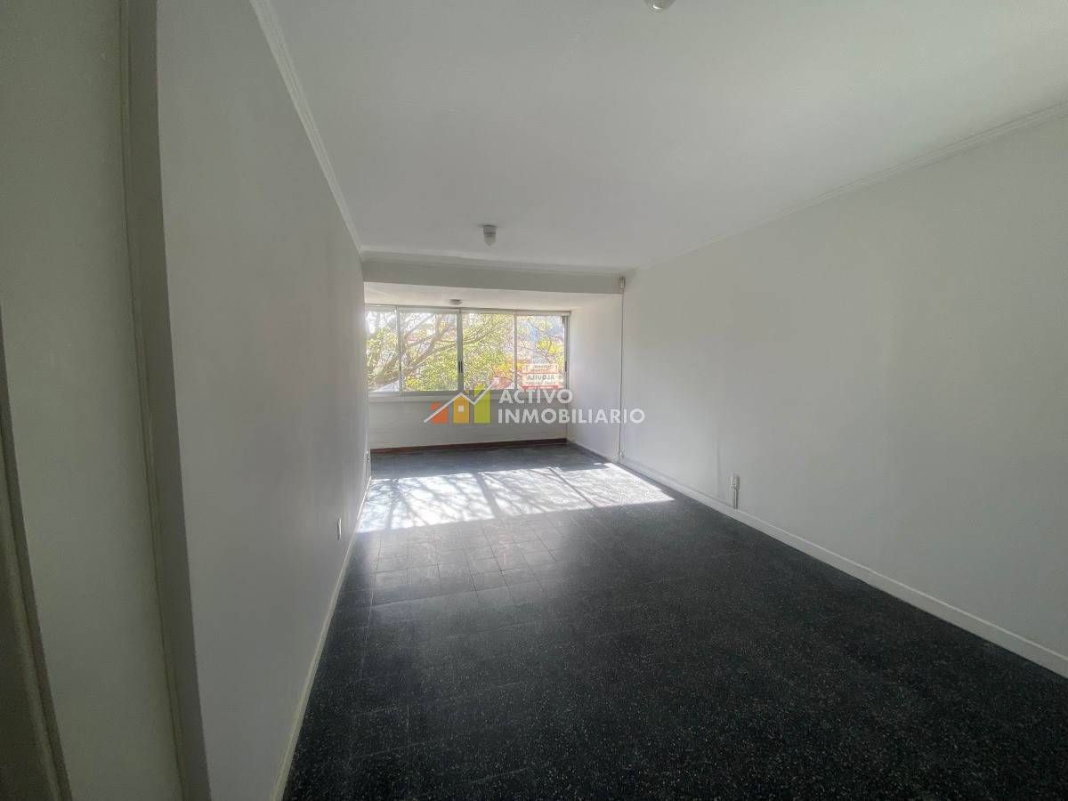 Apartamento ID.31 - Excelente Y Luminoso !! 2 Dormitorios+2 Baños +cochera