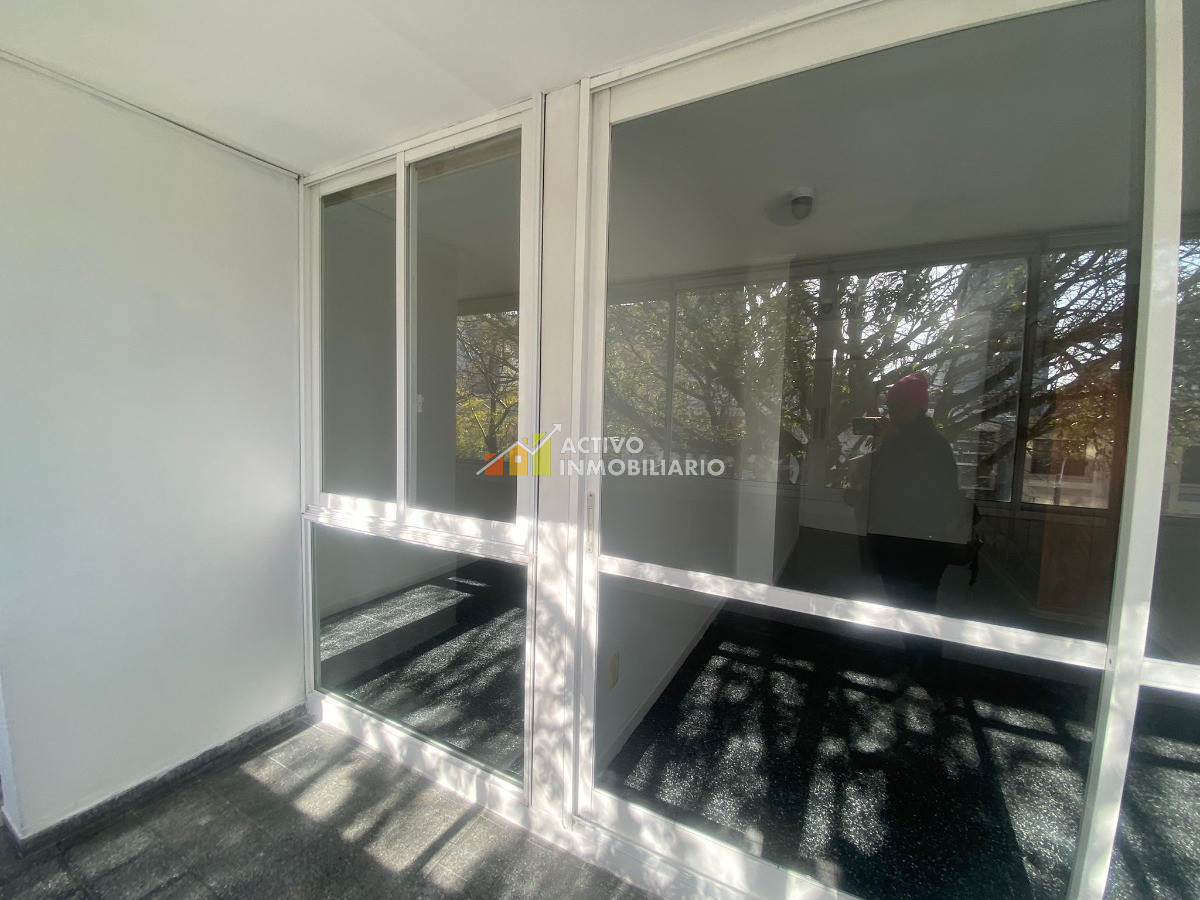 Apartamento ID.31 - Excelente Y Luminoso !! 2 Dormitorios+2 Baños +cochera
