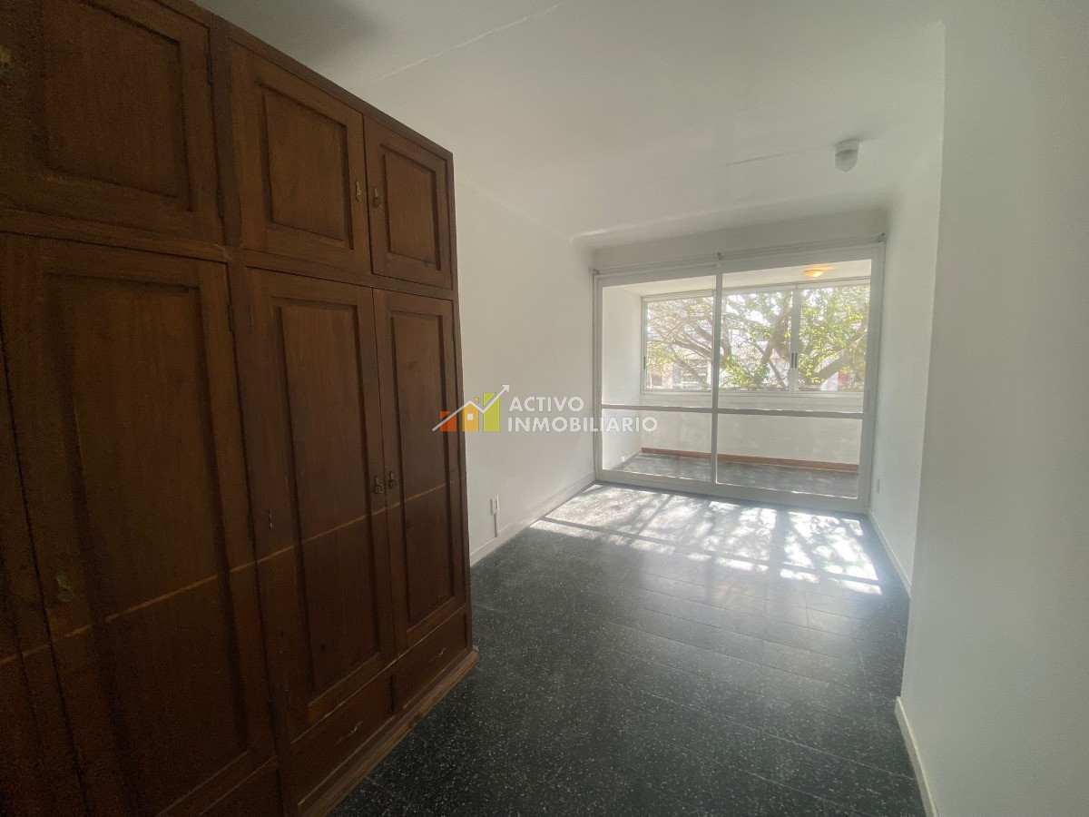 Apartamento ID.31 - Excelente Y Luminoso !! 2 Dormitorios+2 Baños +cochera