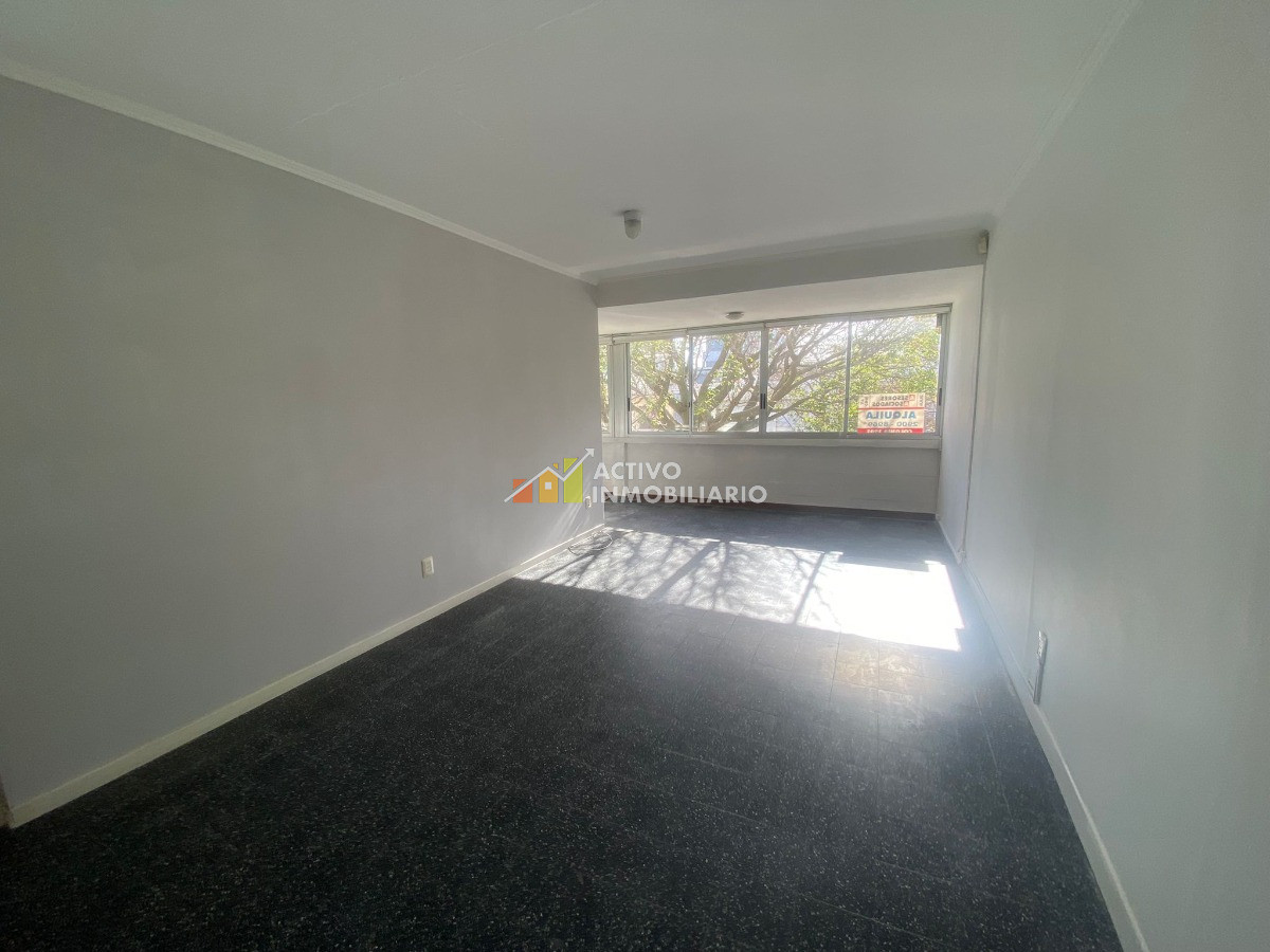 Apartamento ID.31 - Excelente Y Luminoso !! 2 Dormitorios+2 Baños +cochera