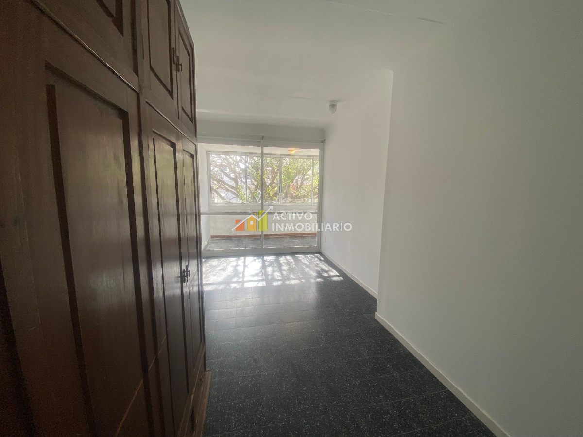 Apartamento ID.31 - Excelente Y Luminoso !! 2 Dormitorios+2 Baños +cochera