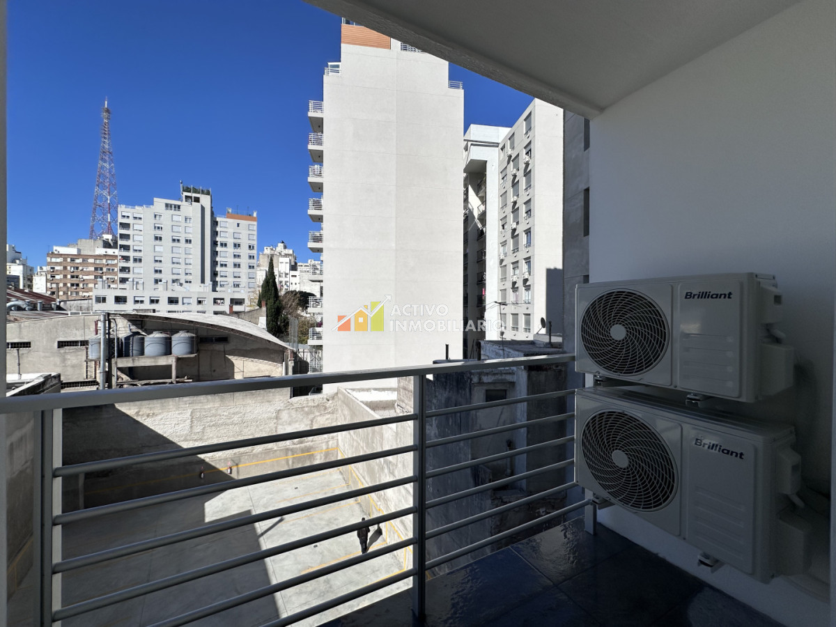 Apartamento ID.565 - Alquiler apartamento 1 dormitorio + balcón + garage + Tres Cruces 
