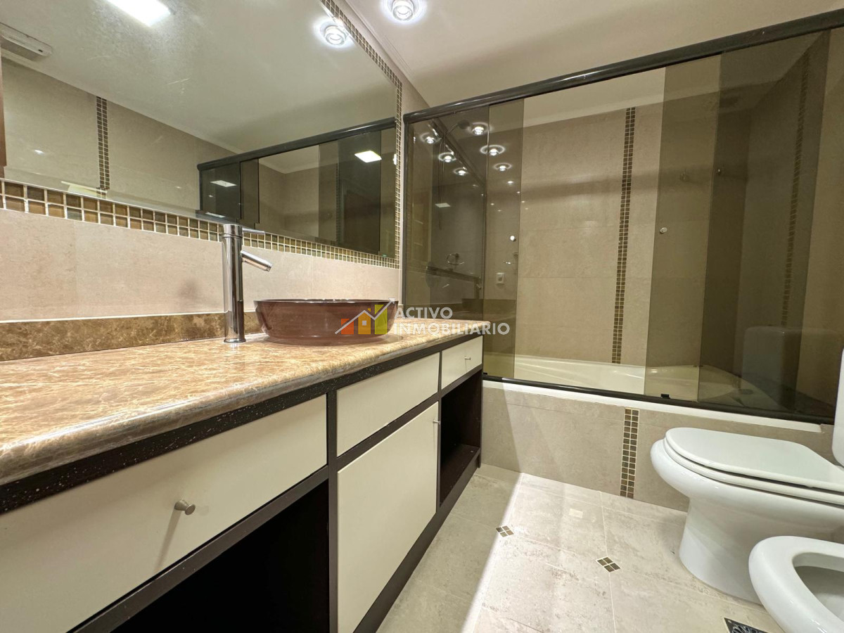 Apartamento ID.260 - Alquiler apartamento 3 dormitorios + garaje - Rambla Punta Carretas