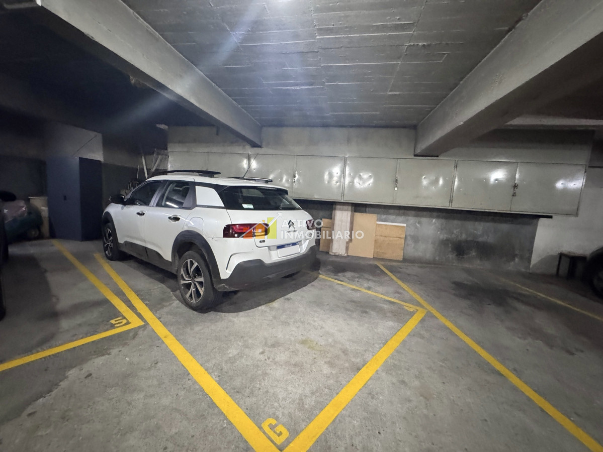 Apartamento ID.405 - Venta apartamento 3 dormitorios + servicio + garaje - Pocitos 