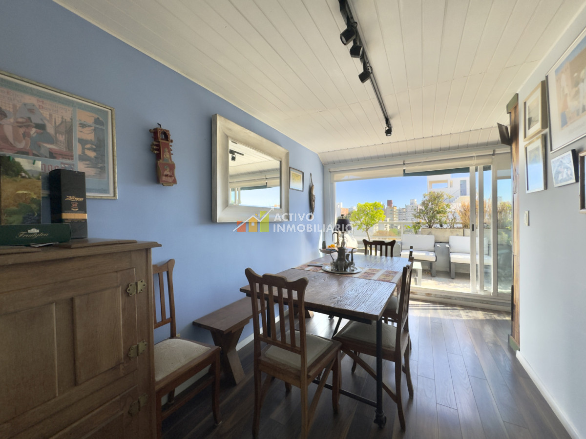 Apartamento ID.472 - Venta Penthouse 1 Dormitorio - Terraza con Parrillero garaje -Pocitos