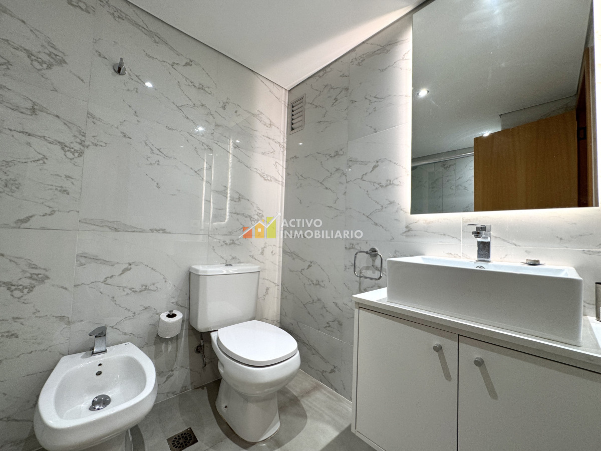 Apartamento ID.329 - Alquiler  MONOAMBIENTE AMPLIO Y LUMINOSO !!