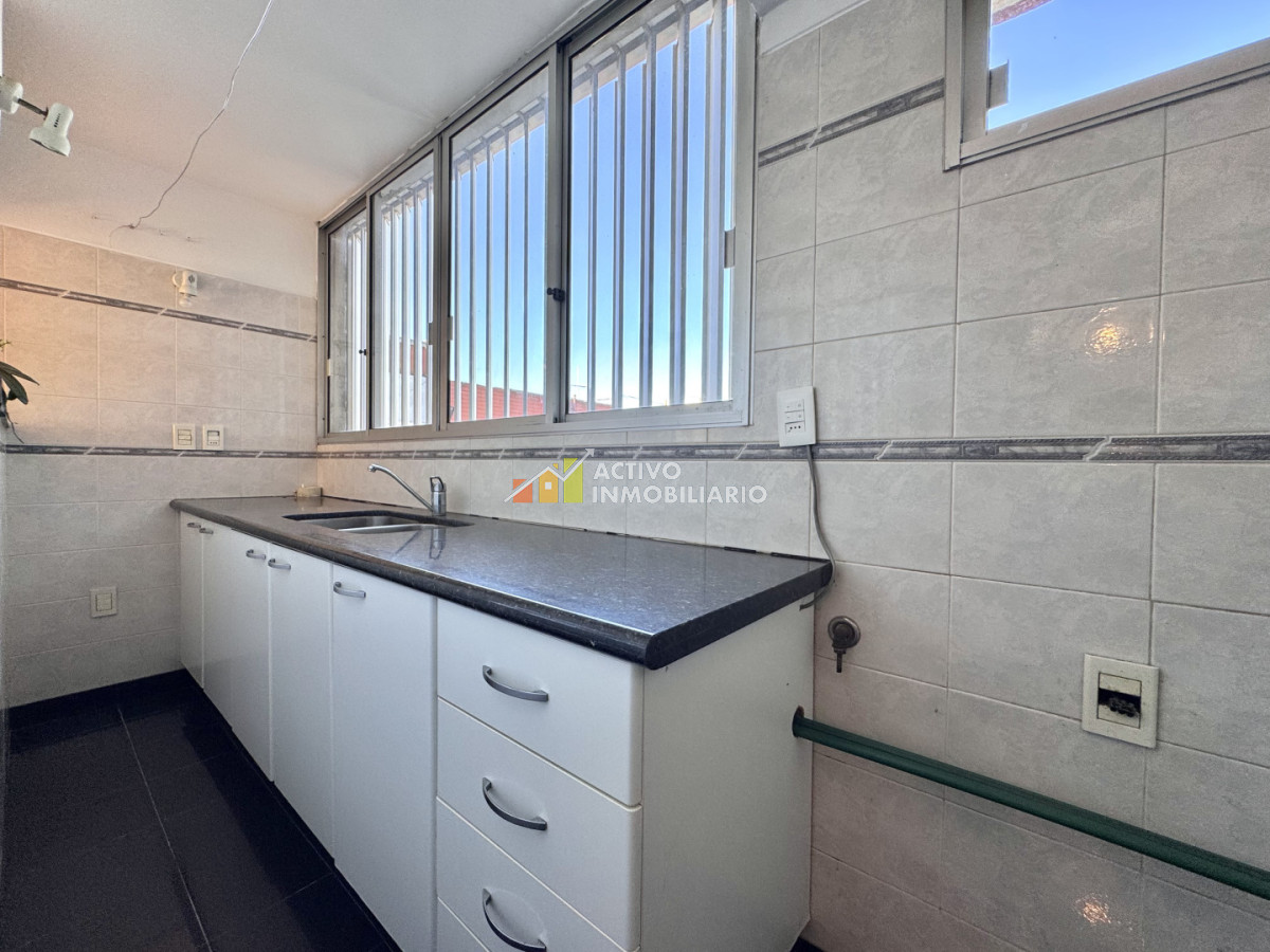 Apartamento ID.534 - Venta apartamento 3 dormitorios + cochera - Punta Gorda