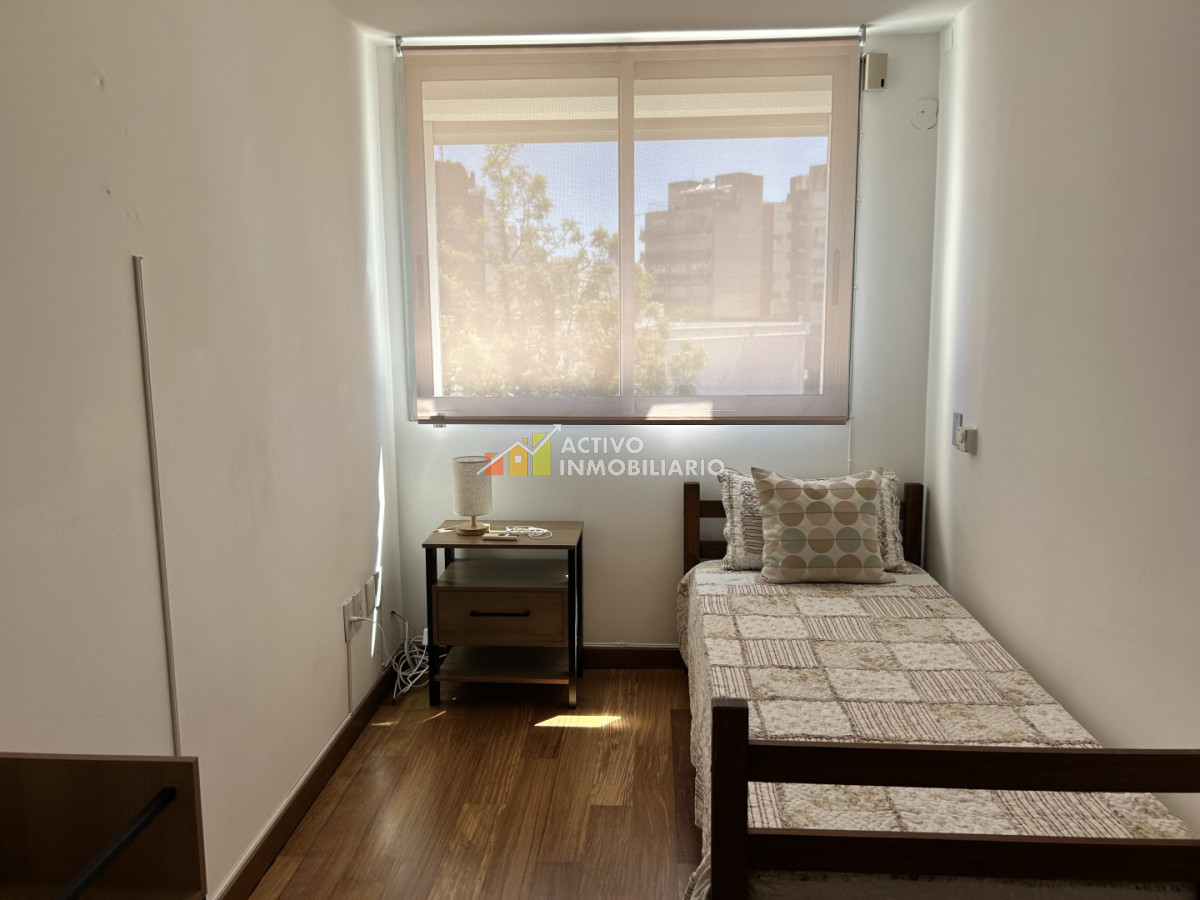Apartamento ID.474 - Venta Apartamento 2 Dormitorios, Balcón y Garage - Punta Carretas 