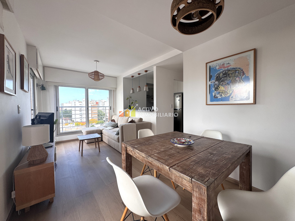 Apartamento ID.384 - Alquiler apartamento 1 dormitorio amoblado con garaje y terrazas 