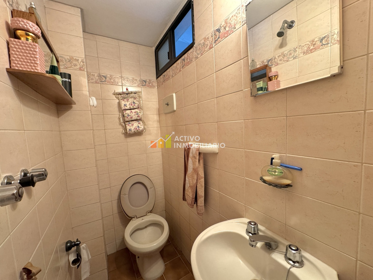 Apartamento ID.282 - Venta apartamento 3 dormitorios + servicio + 2 garages  - Pocitos 