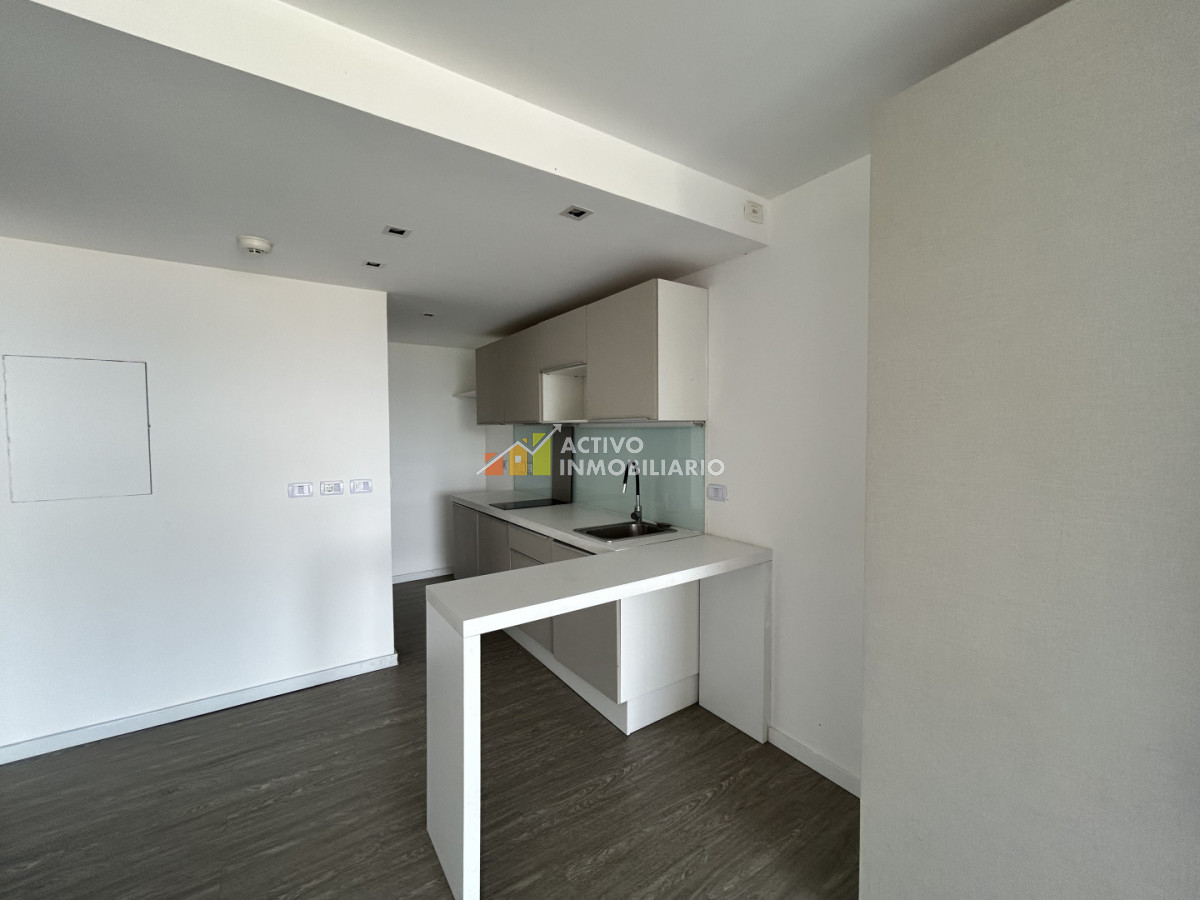 Apartamento ID.498 - Alquiler monoambiente-Ciudad Vieja