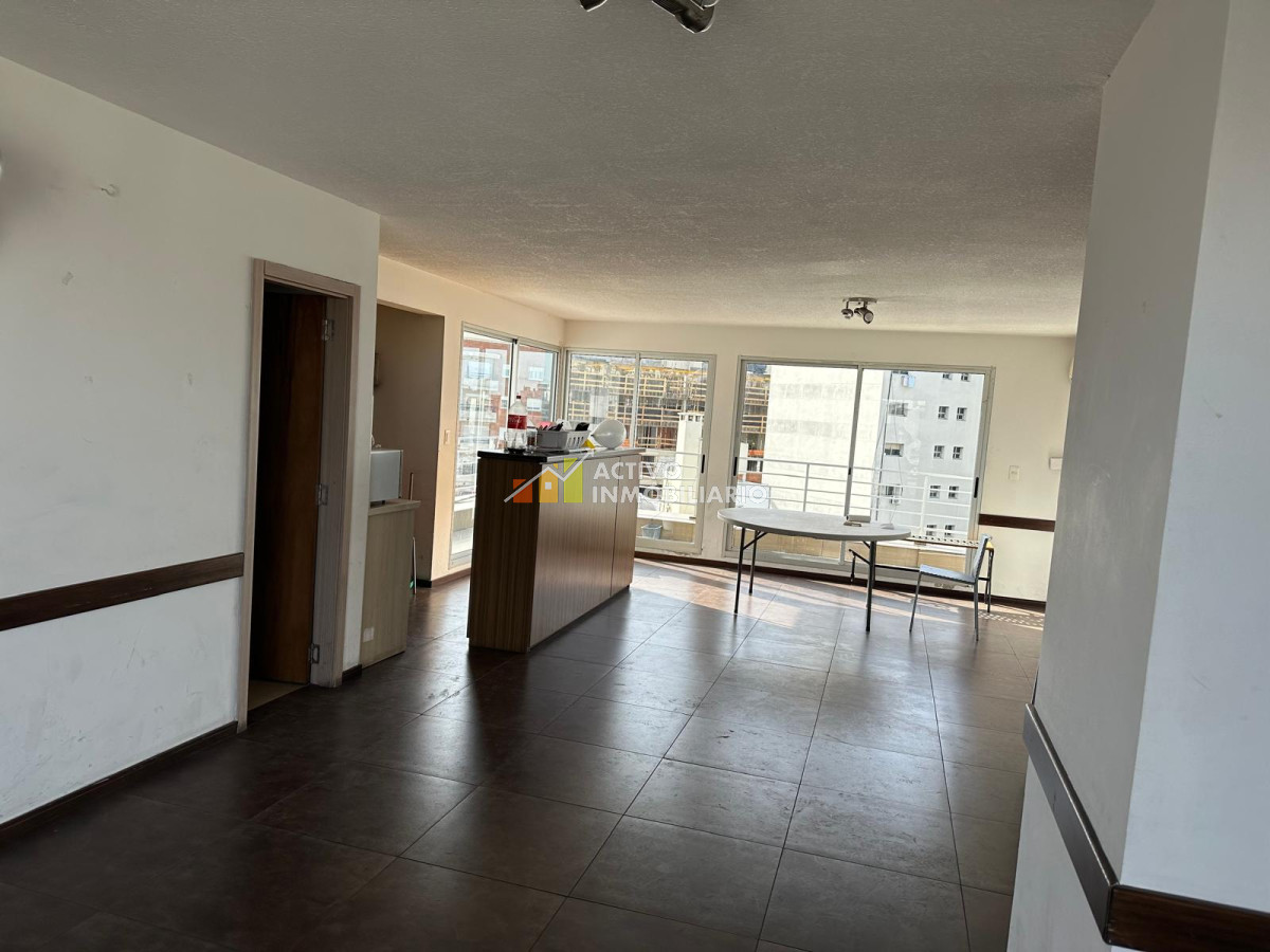 Apartamento ID.423 - Alquiler MONOAMBIENTE AMPLIO Y LUMINOSO !!