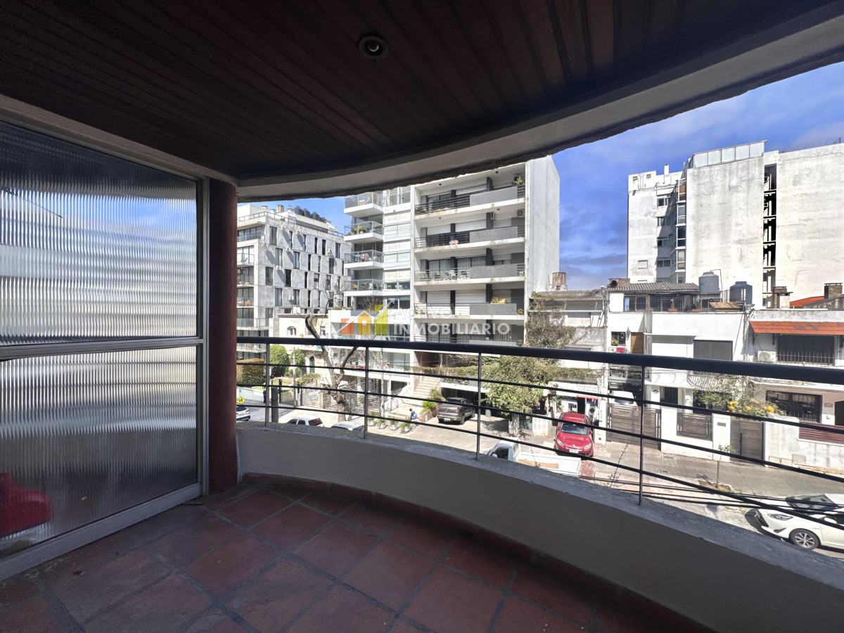 Apartamento ID.444 - Alquiler Monoambiente con Balcón - Punta Carretas 