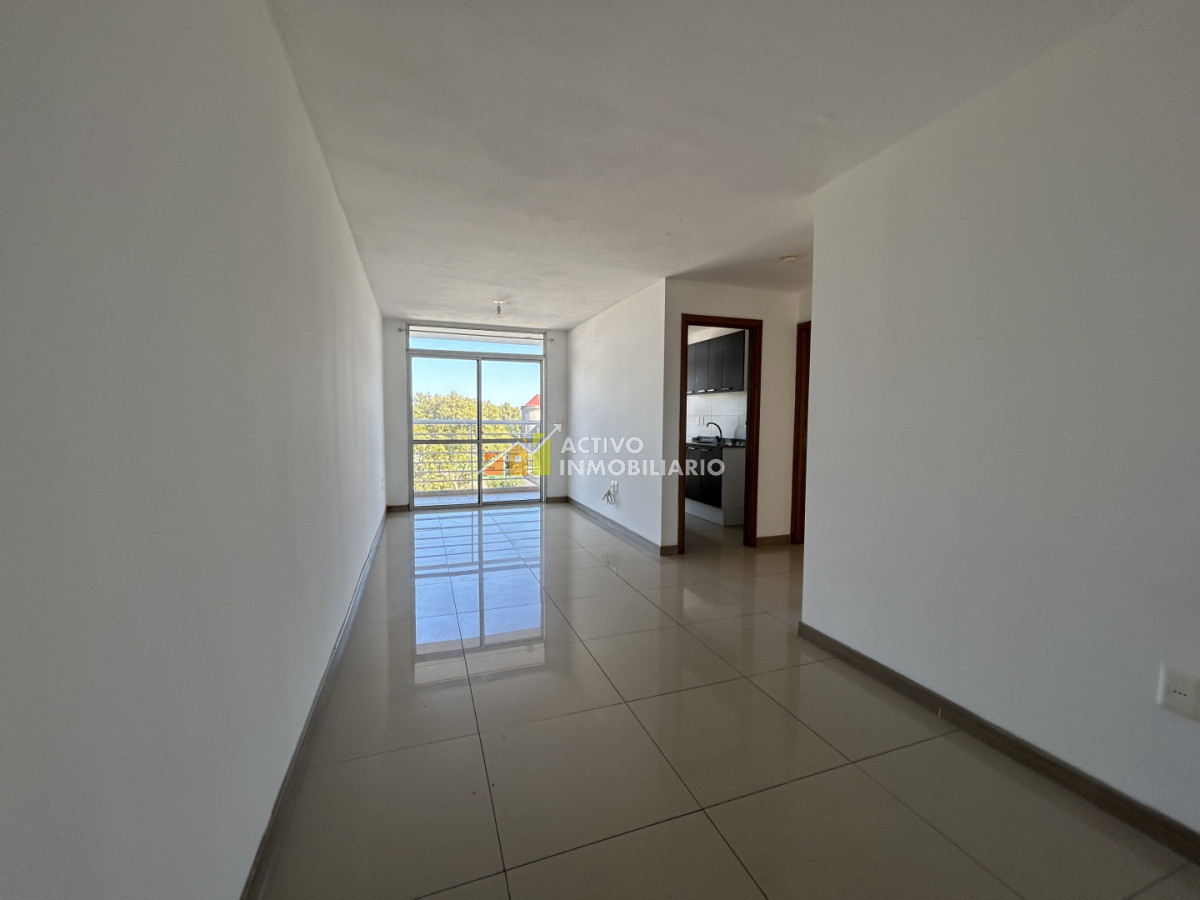 Apartamento ID.550 - Alquiler Apartamento 2 Dormitorios con Balcón - Bella Vista 