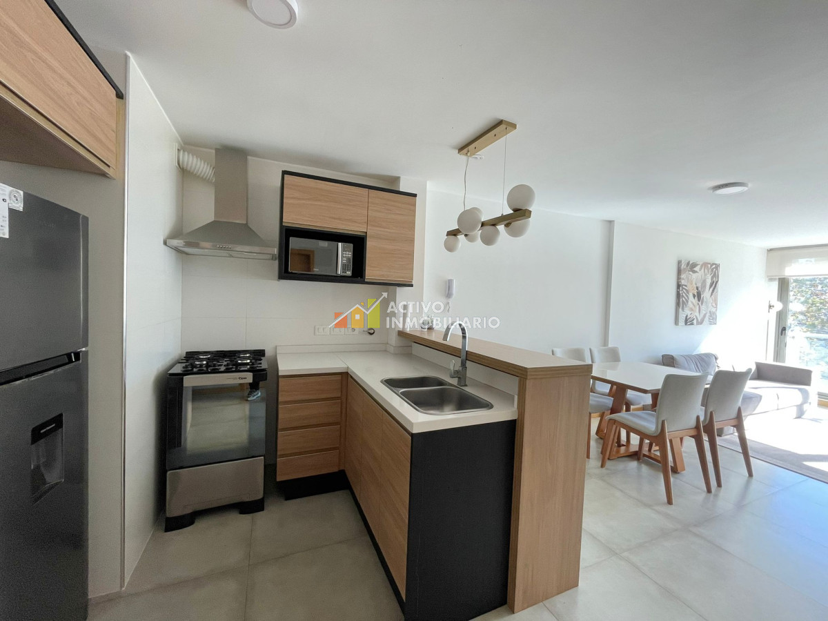 Apartamento ID.523 - Alquiler apartamento 1 dormitorio amoblado   con garaje 