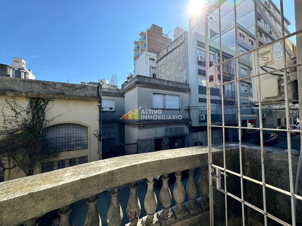 Apartamento ID.543 - Venta apartamento 2 dormitorios con azotea y parrillero-Pocitos