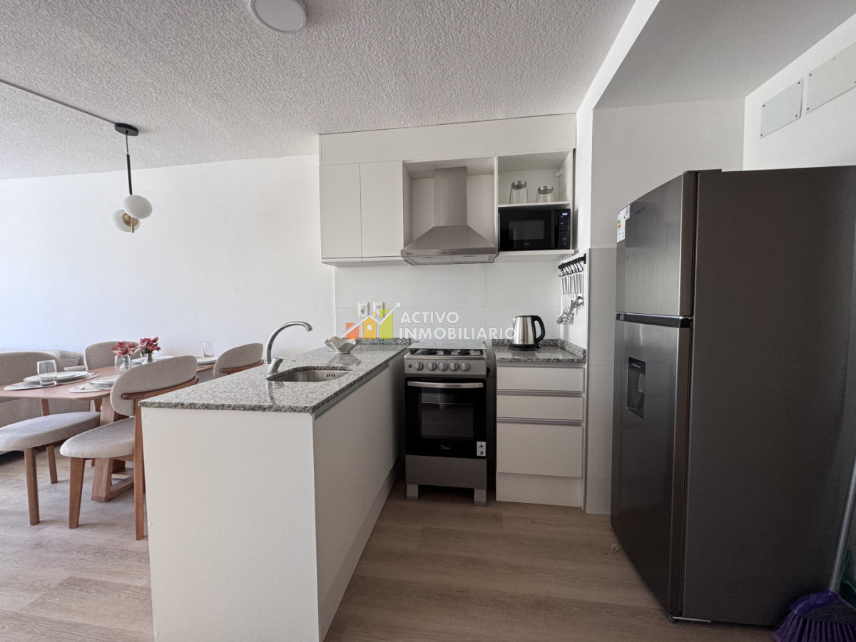 Apartamento ID.566 - Alquiler apartamento amoblado 1 dormitorio + balcón + garage - Tres Cruces