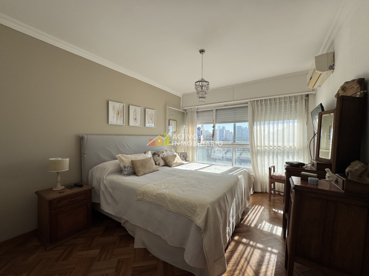 Apartamento ID.577 - Alquiler apartamento 3 dormitorios + servicio + balcón + garaje - Villa Biarritz
