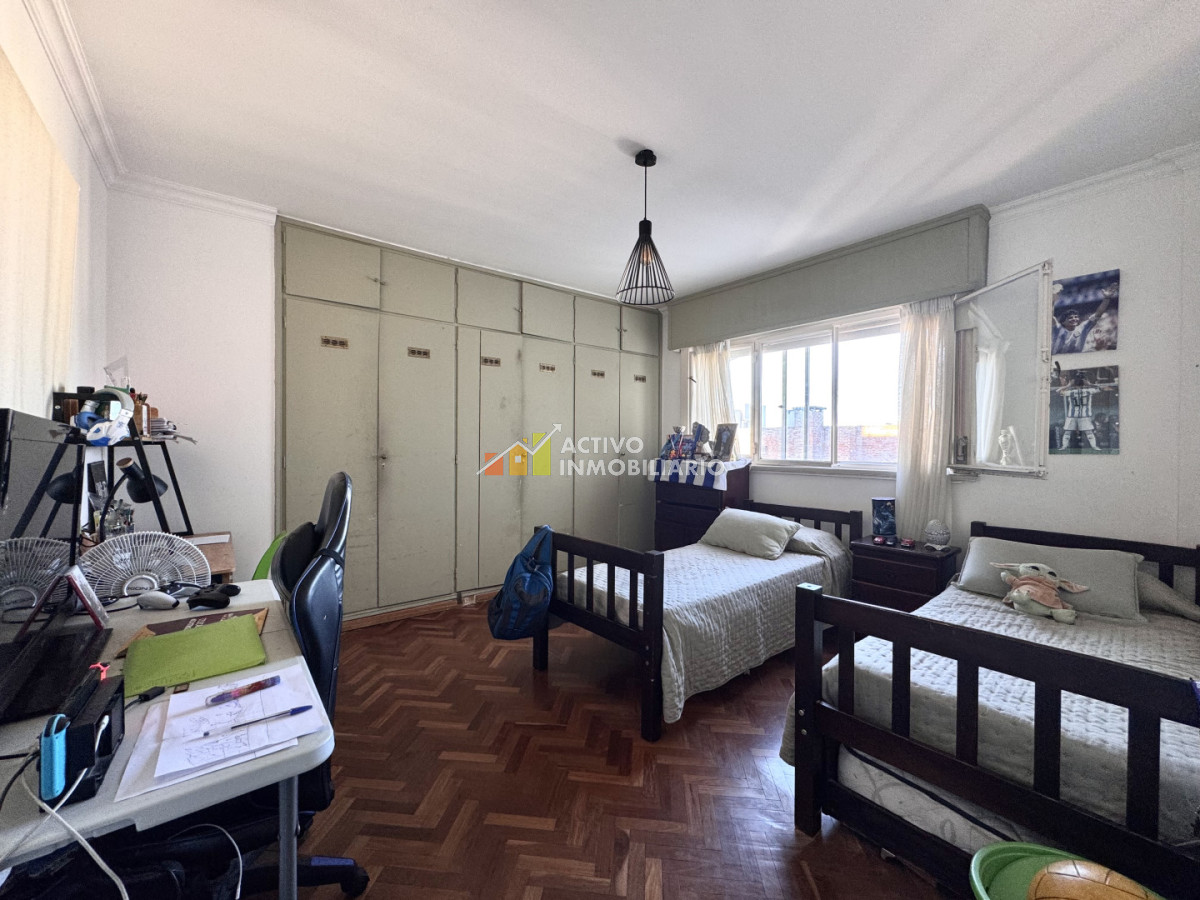 Apartamento ID.577 - Alquiler apartamento 3 dormitorios + servicio + balcón + garaje - Villa Biarritz