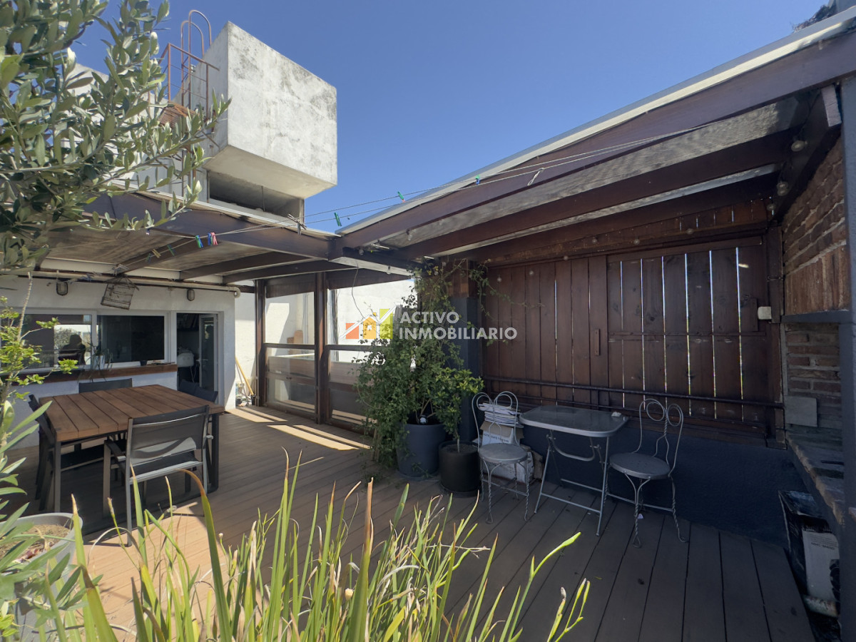 Apartamento ID.472 - Venta Penthouse 1 Dormitorio - Terraza con Parrillero garaje -Pocitos