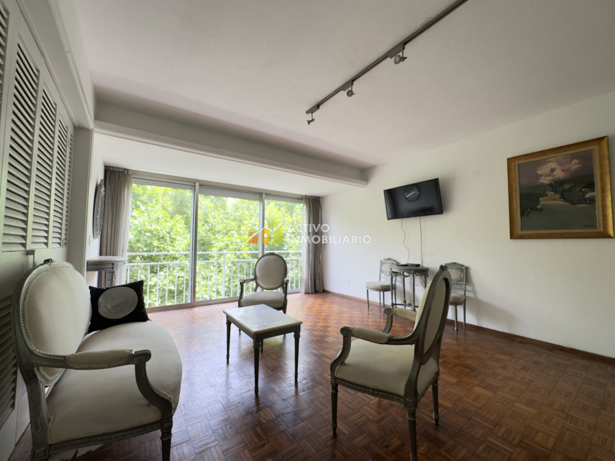 Apartamento ID.506 - Venta apartamento 2 dormitorios + garaje - Pocitos