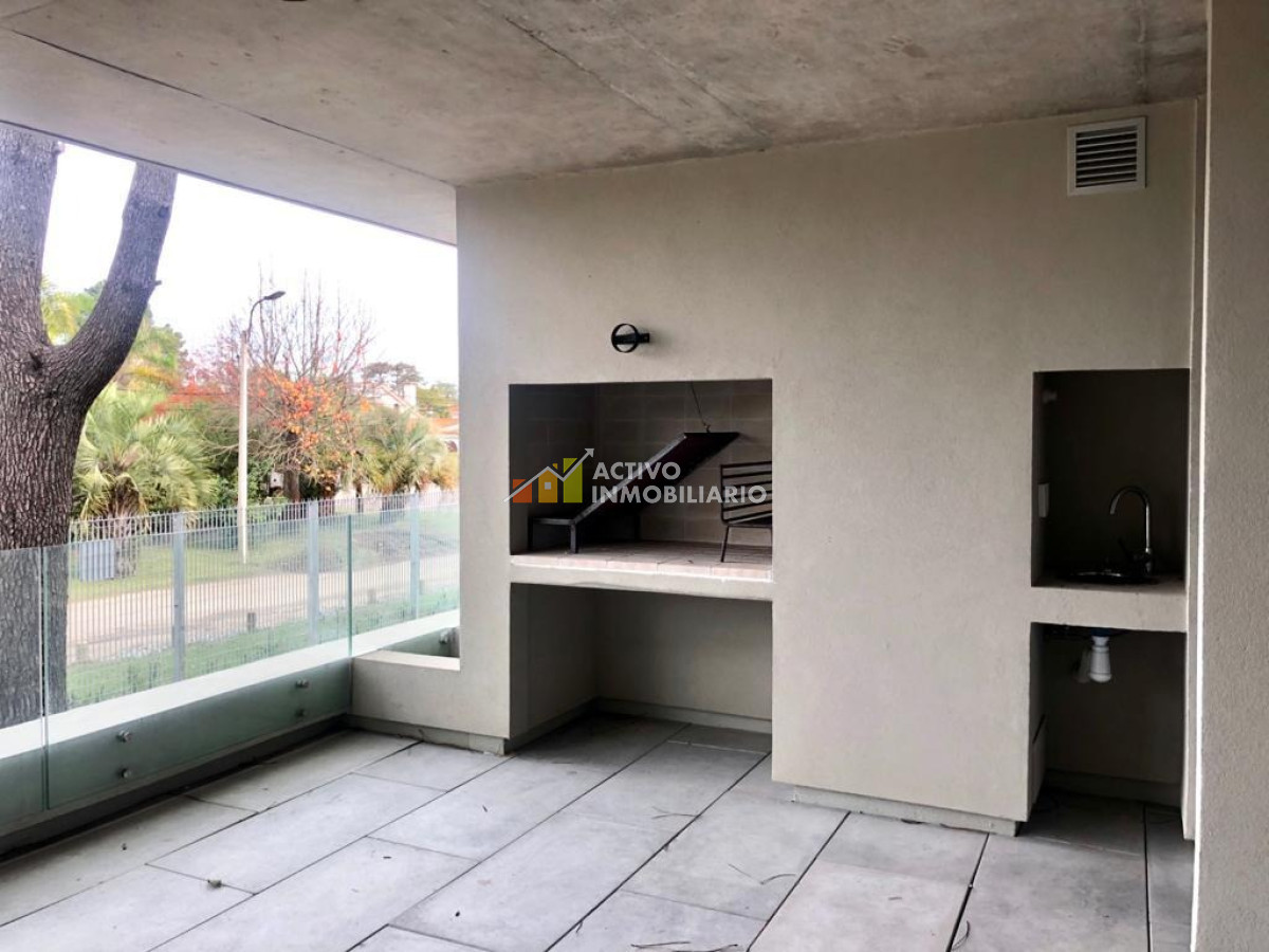 Apartamento ID.6 - Excelente Apartamento En  Carrasco 2 D+b+garage