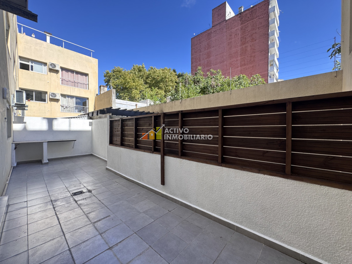 Apartamento ID.358 - Venta apartamento 1 dormitorio + patio + garaje + box - Pocitos 