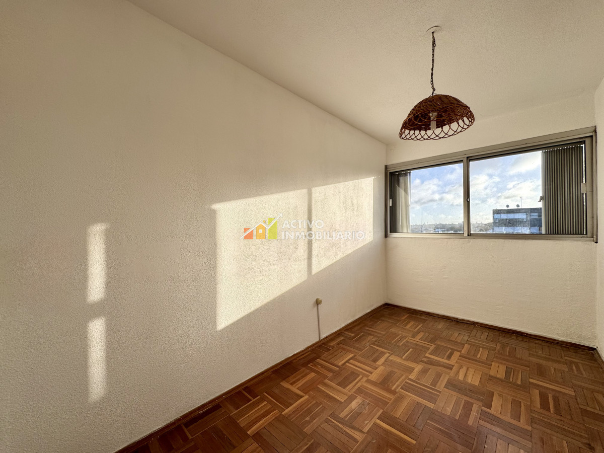 Apartamento ID.430 - Alquiler apartamento 3 dormitorios - Malvin Norte