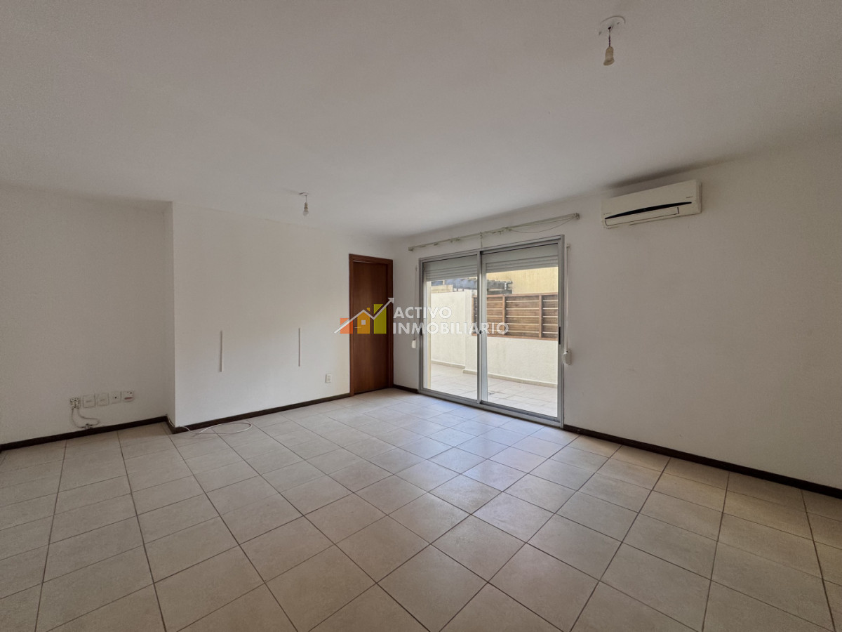 Apartamento ID.358 - Venta apartamento 1 dormitorio + patio + garaje + box - Pocitos 