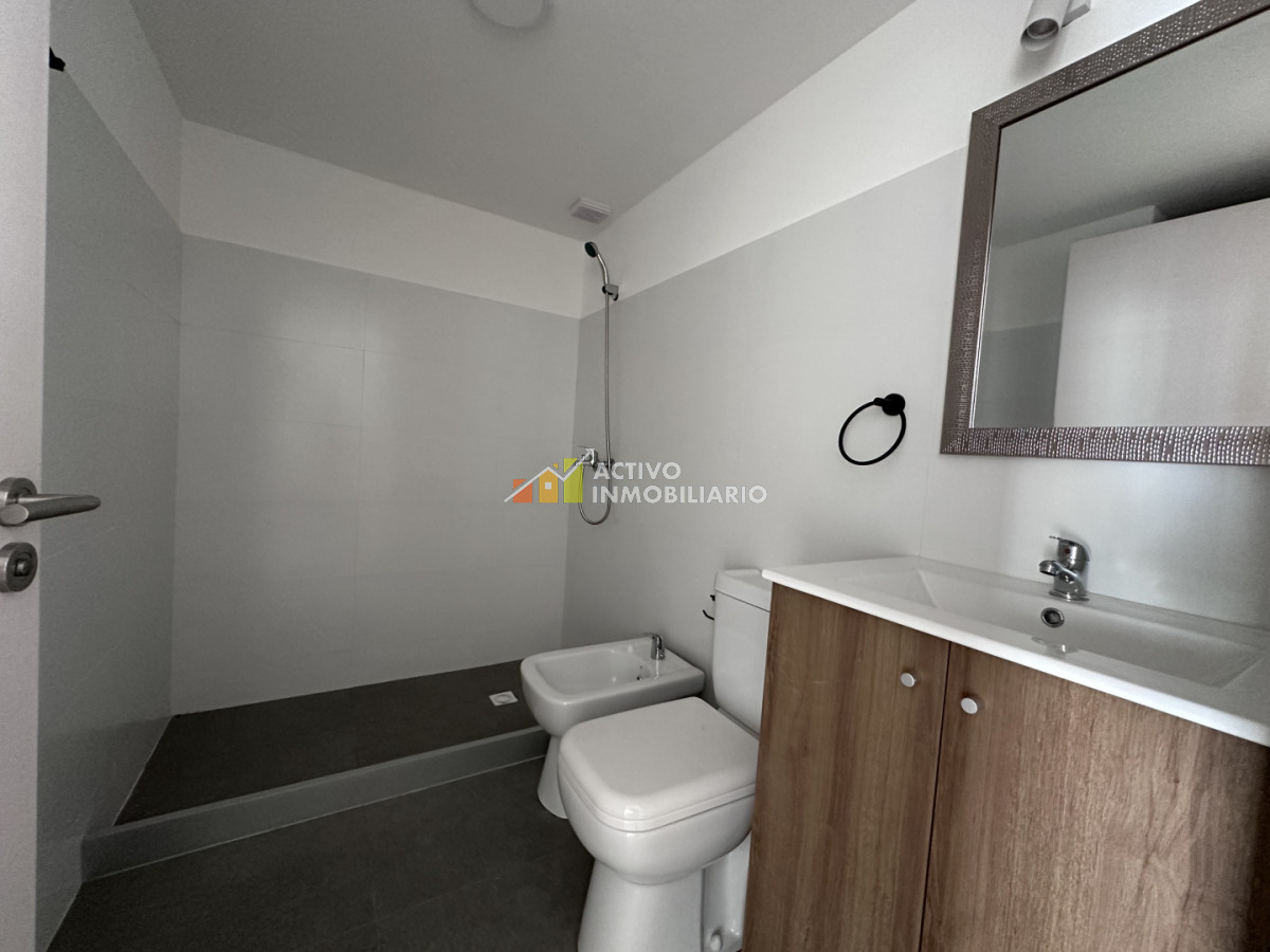 Apartamento ID.565 - Alquiler apartamento 1 dormitorio + balcón + garage + Tres Cruces 