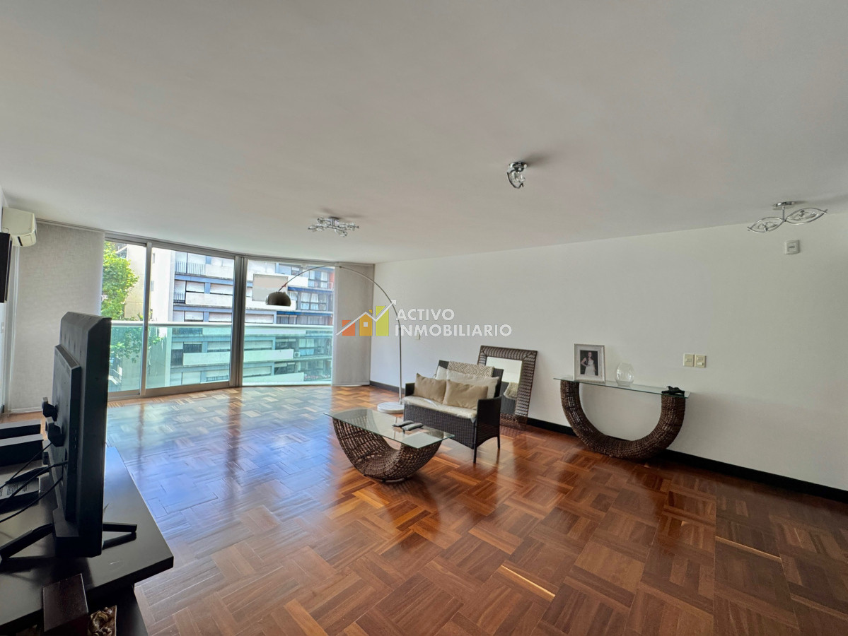 Apartamento ID.307 - Venta apartamento 3 dormitorios mas servicio mas garaje 