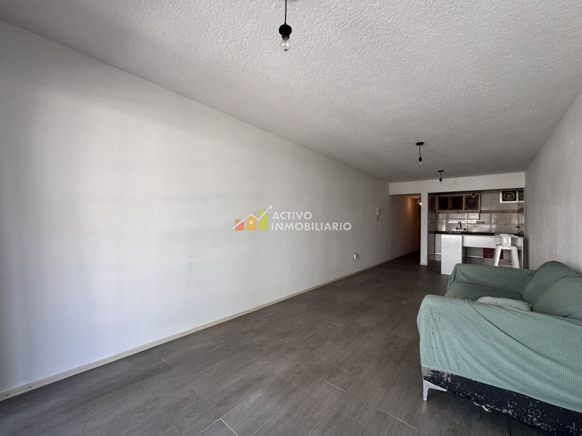 Apartamento ID.444 - Alquiler Monoambiente con Balcón - Punta Carretas 