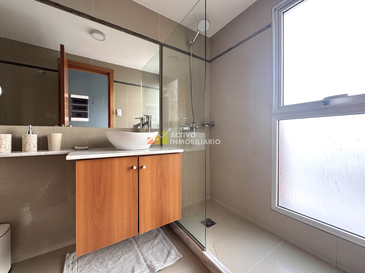 Apartamento ID.384 - Alquiler apartamento 1 dormitorio amoblado con garaje y terrazas 