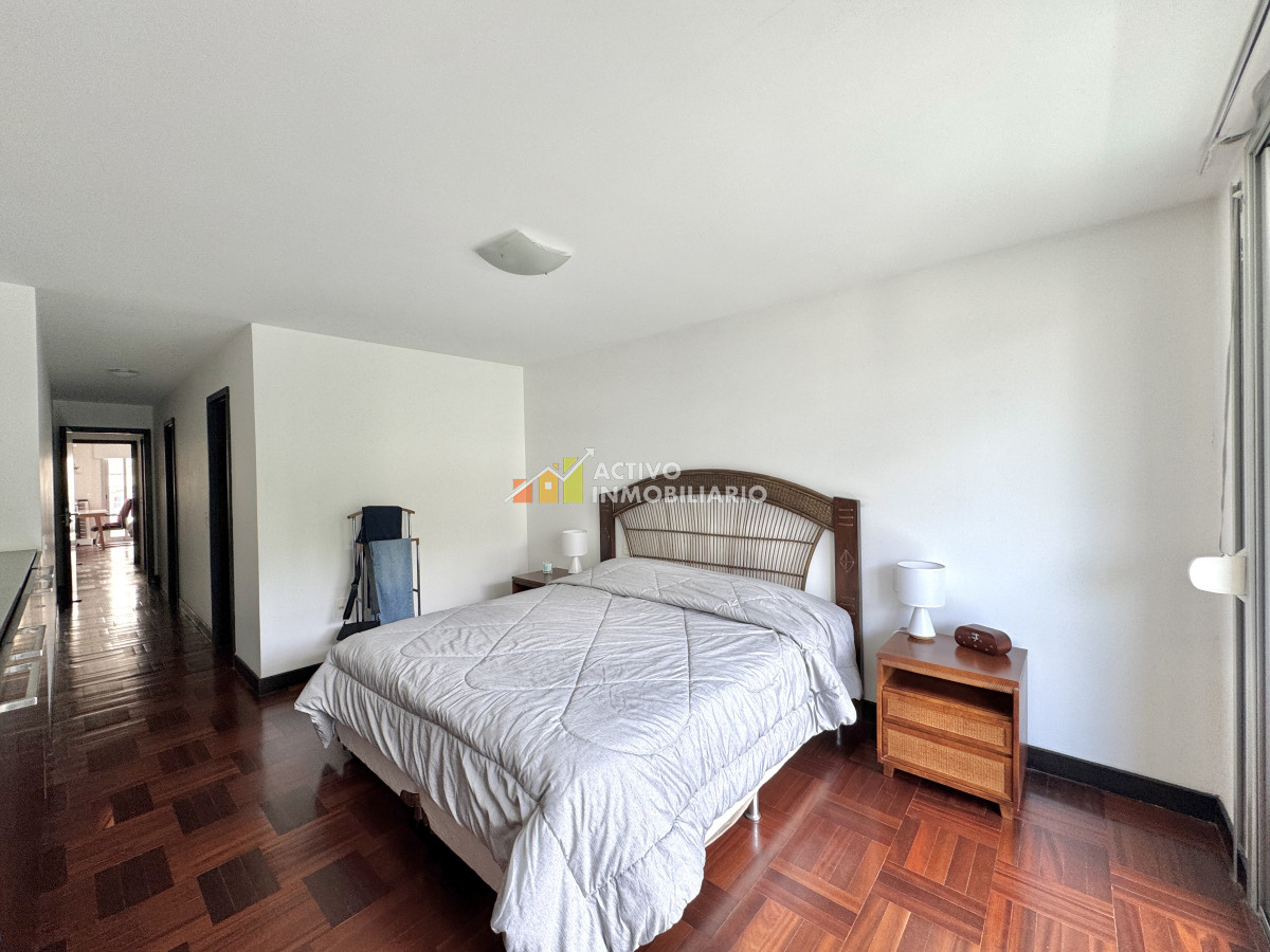 Apartamento ID.307 - Venta apartamento 3 dormitorios mas servicio mas garaje 