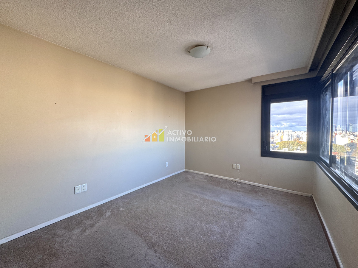 Apartamento ID.424 - Alquiler apartamento 3 dormitorios + garaje Doble- Pocitos