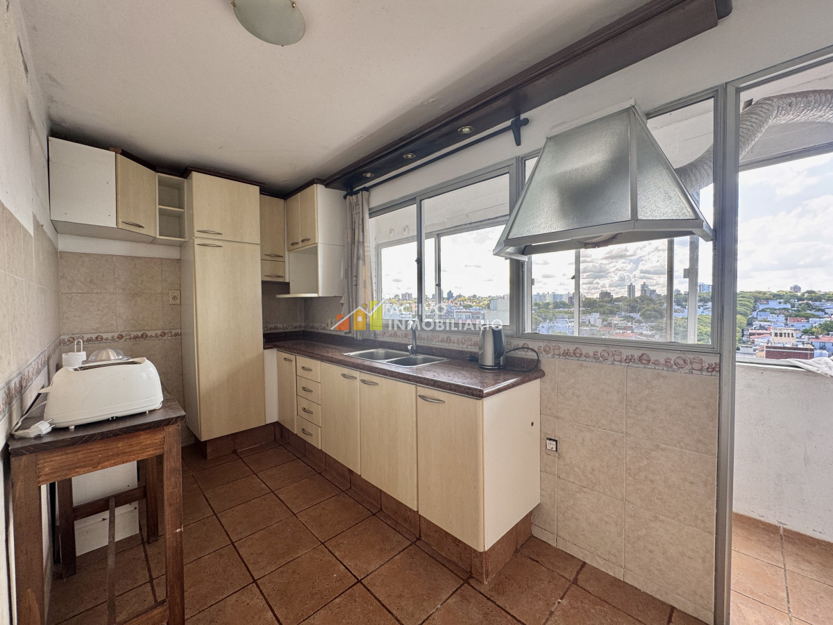 Apartamento ID.383 - Venta apartamento 3 dormitorios + cochera + terraza - Malvin