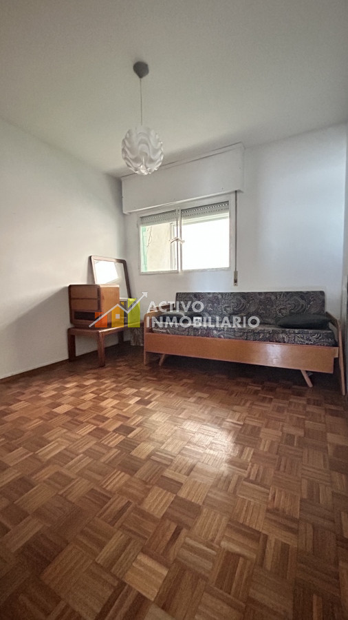 Apartamento ID.34 - Venta apartamento con renta 3 Dormitorios + Garaje - Rambla De Malvin