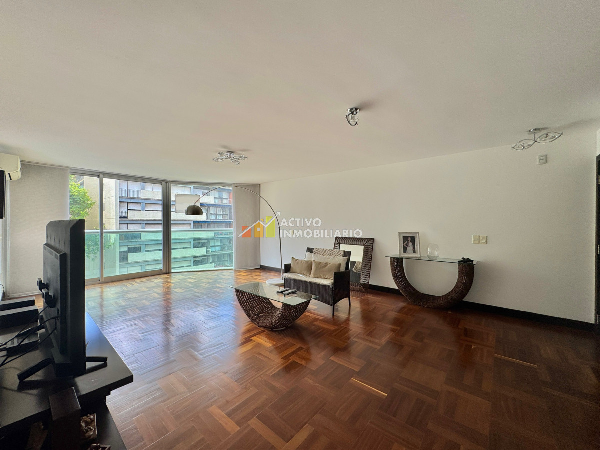 Apartamento ID.307 - Venta apartamento 3 dormitorios mas servicio mas garaje 