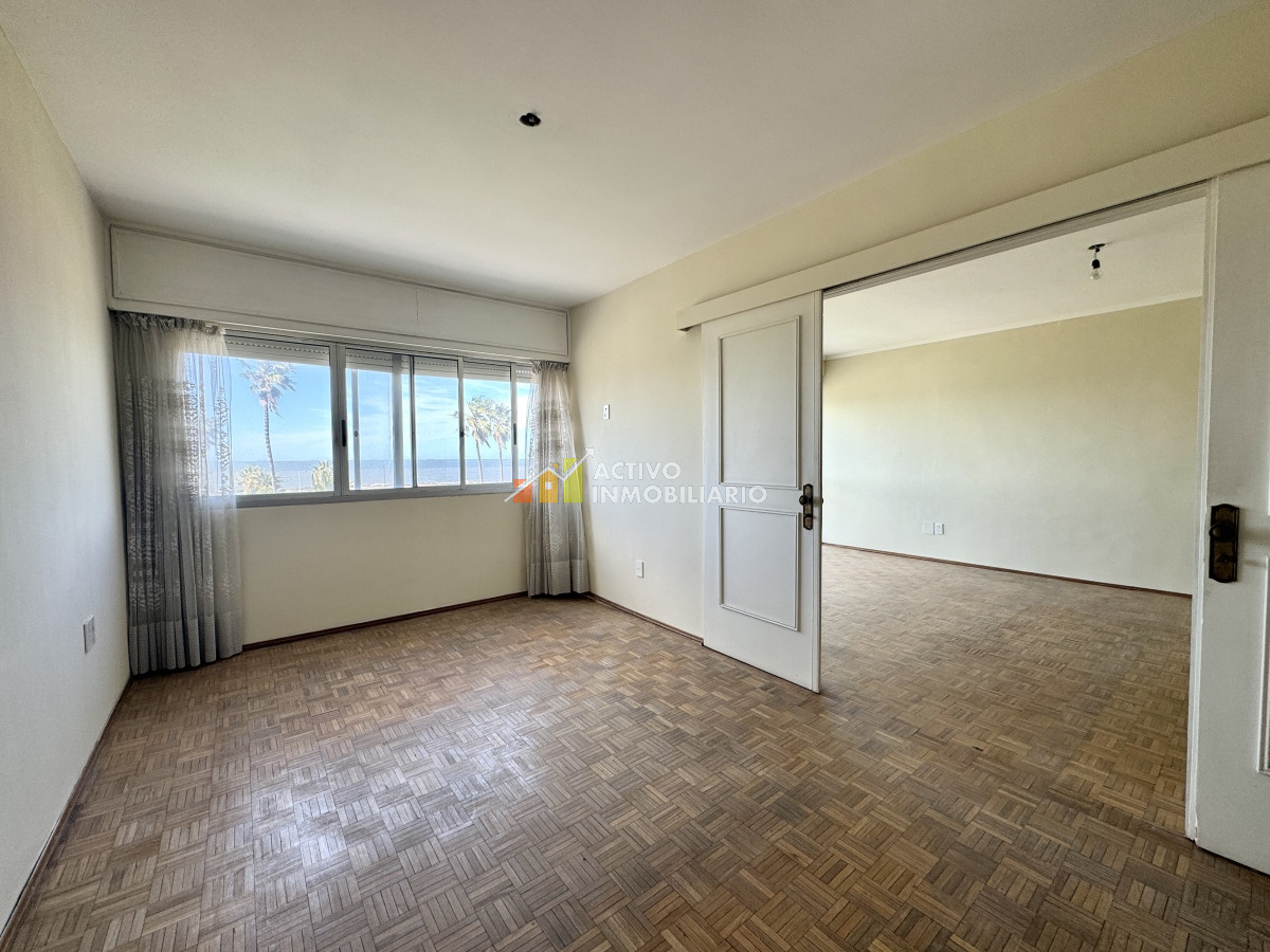 Apartamento ID.281 - Venta apartamento 2 dormitorios + garage - Rambla Punta Carretas 