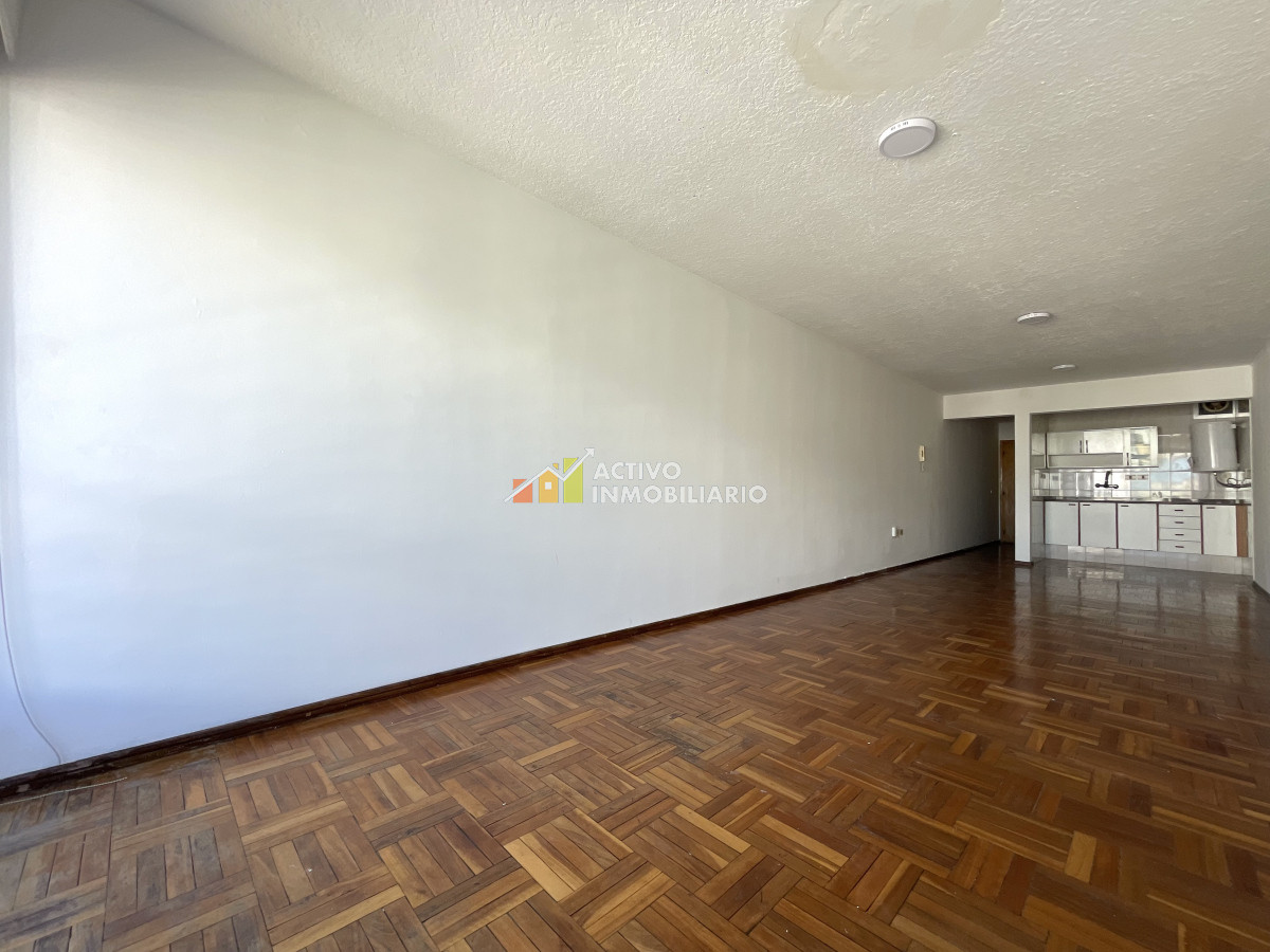 Apartamento ID.444 - Alquiler Monoambiente con Balcón - Punta Carretas 