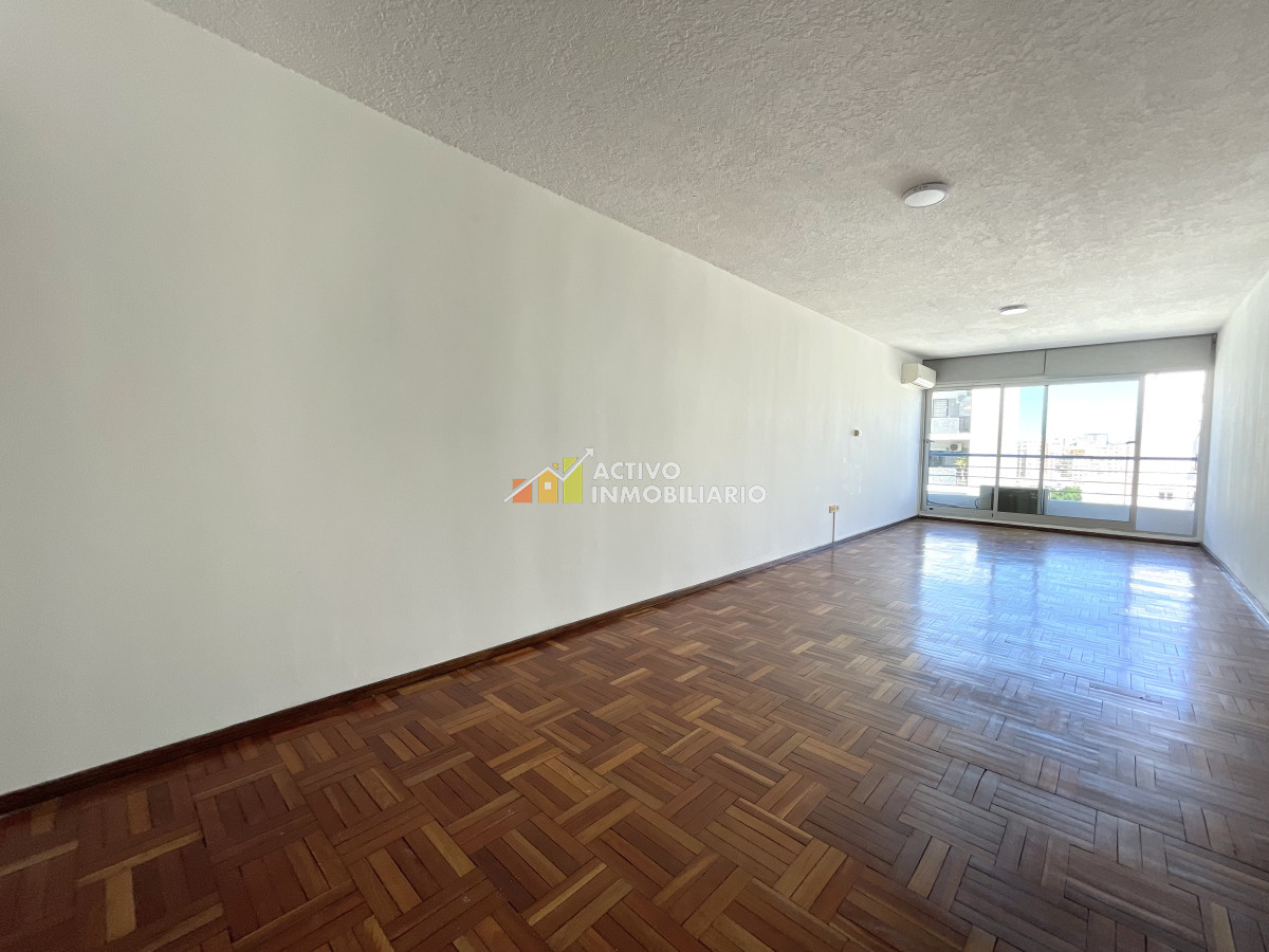 Apartamento ID.444 - Alquiler Monoambiente con Balcón - Punta Carretas 
