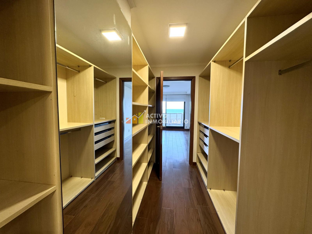 Apartamento ID.260 - Alquiler apartamento 3 dormitorios + garaje - Rambla Punta Carretas