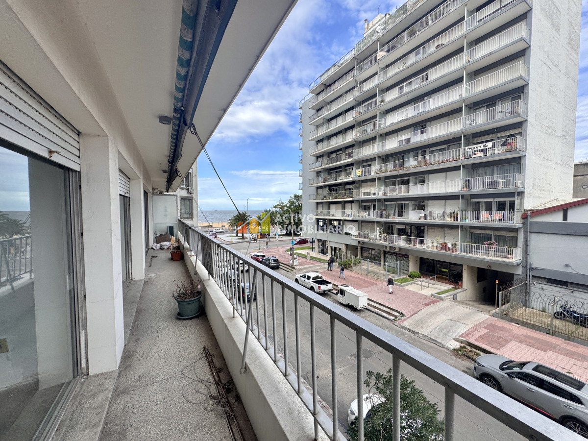 Apartamento ID.405 - Venta apartamento 3 dormitorios + servicio + garaje - Pocitos 