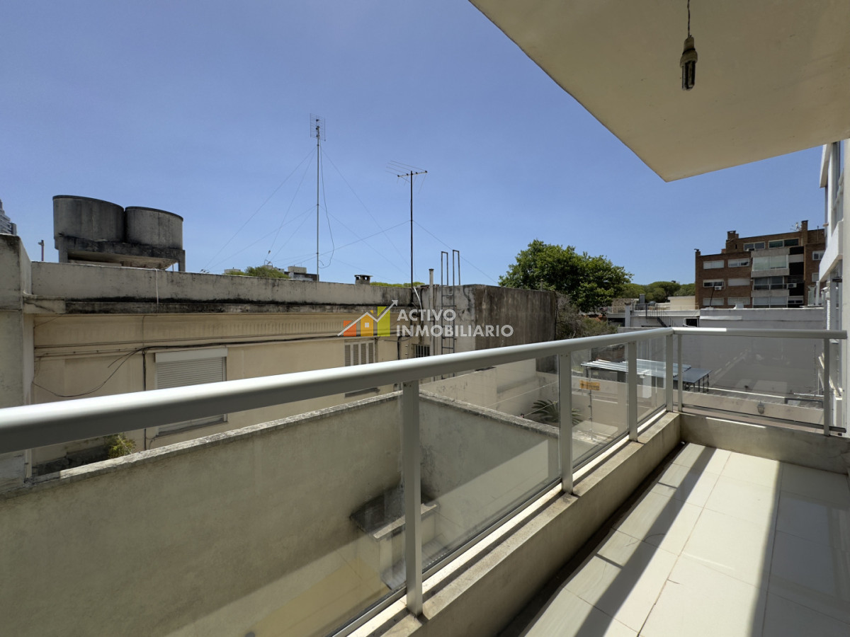 Apartamento ID.489 - Venta apartamento 2 dormitorios + terrazas - Rambla de buceo