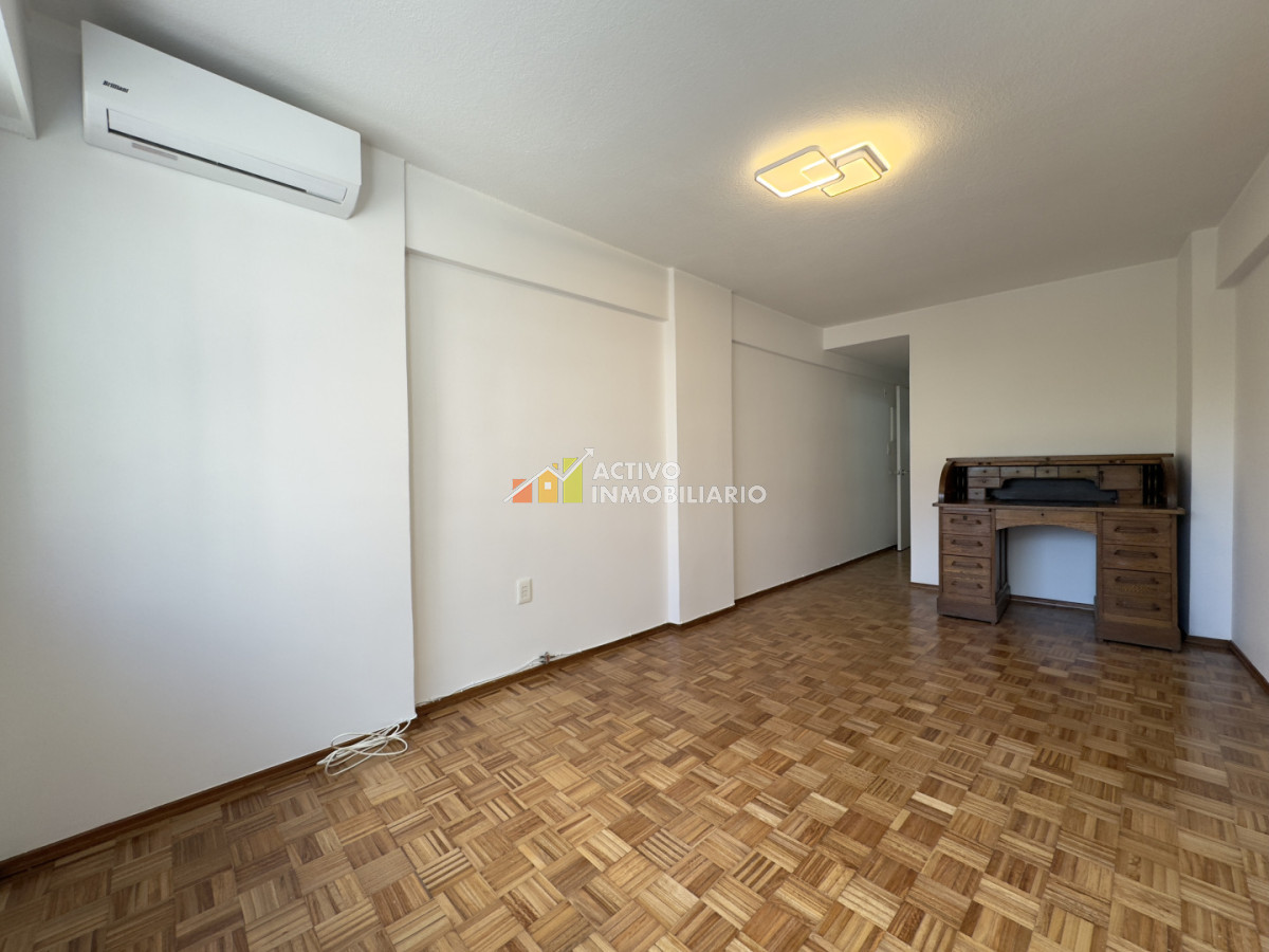 Apartamento ID.479 - Alquiler apartamento 1 dormitorio balcon y garaje - Pocitos
